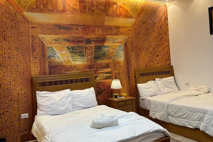 Room 14 of 30