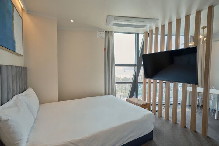 Room 90 of 224
