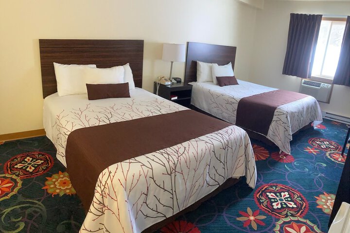 Room 6 of 23