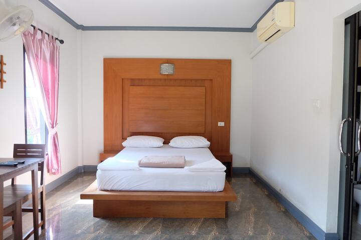 Room 15 of 55