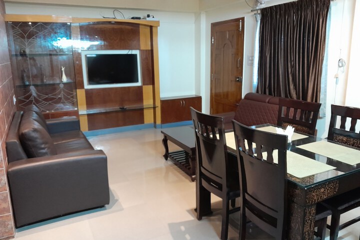 Room 2 of 44