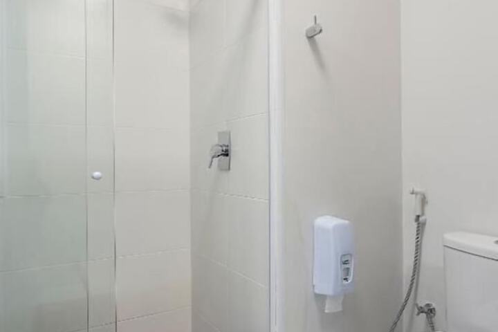 Room 27 of 70