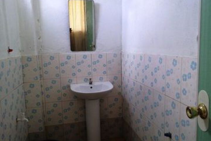Room 3 of 21