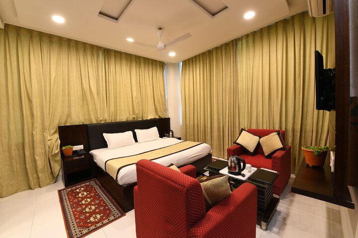 Room 21 of 45