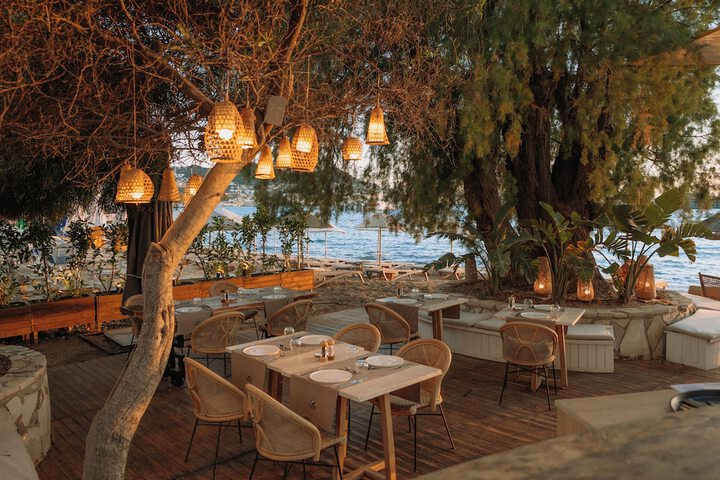 Dining 93 of 138