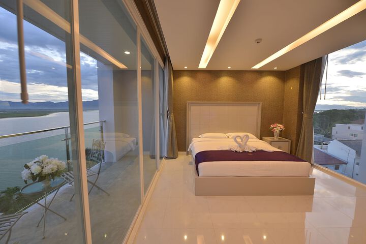 Room 15 of 88