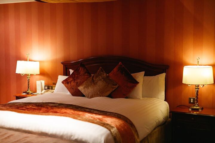 Room 10 of 44