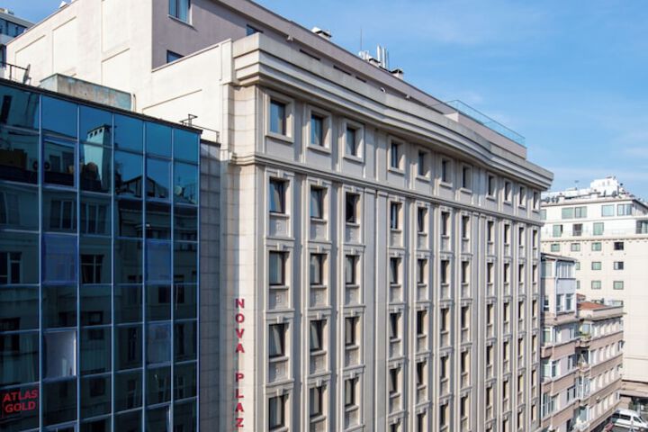 plaza hotel taksim