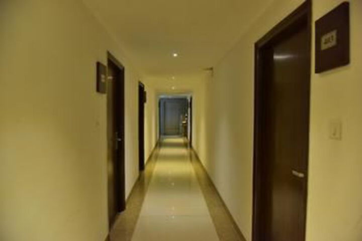 Ballroom/Hall 16 of 31