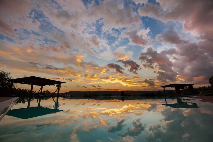 Pool 15 of 60