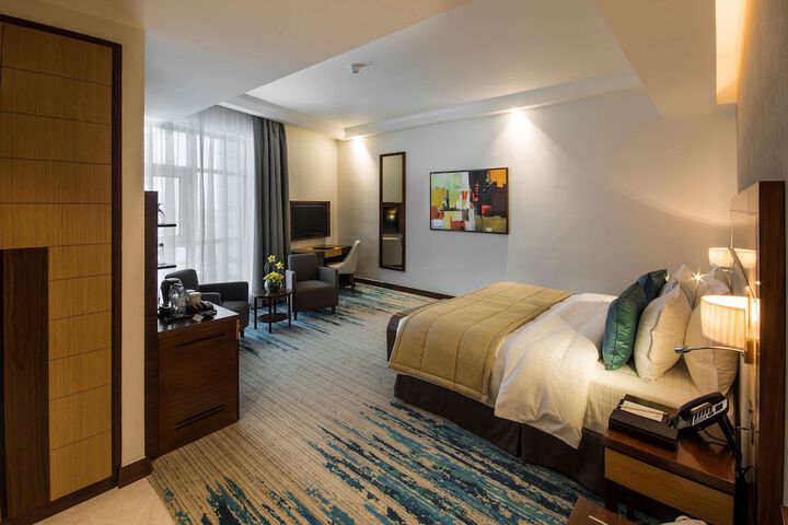 Room 21 of 114