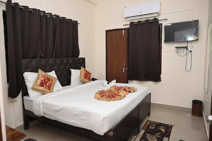 Room 20 of 39