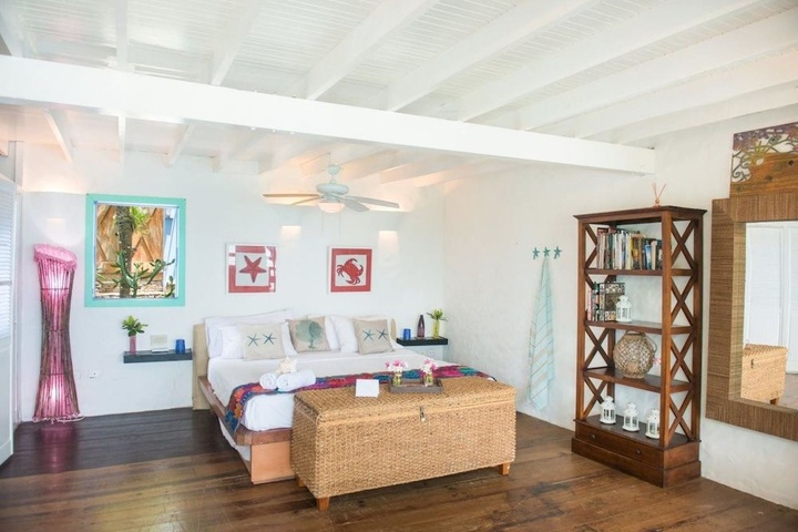 Zephyr Room