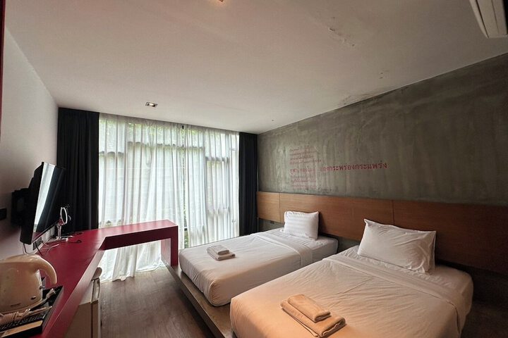 Room 7 of 46