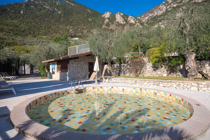 Pool 34 of 127