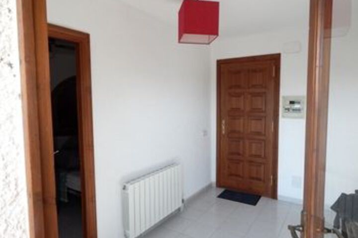 Room 9 of 11