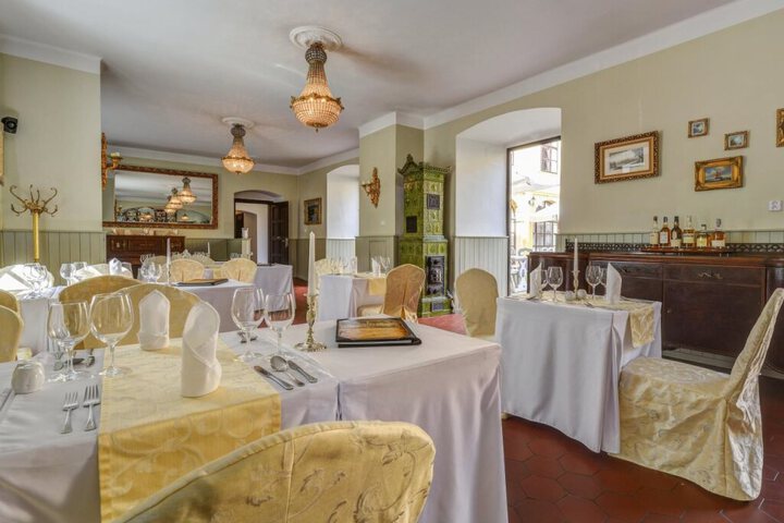 Inside Room Photo