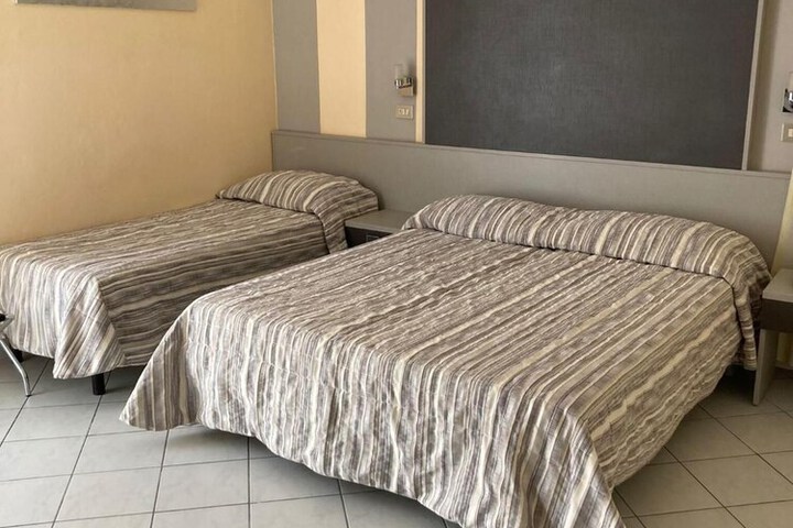 Room 13 of 59