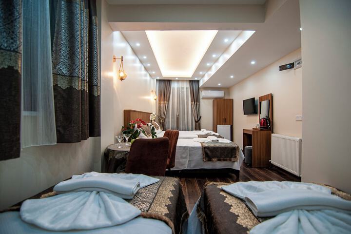 Room 18 of 62