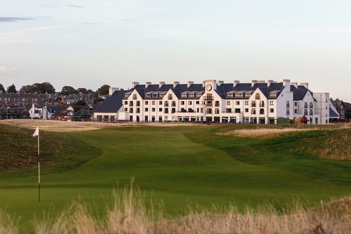 Hotel 84 of 87