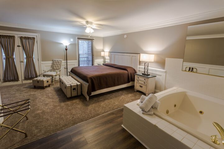 Quadruple King Size Bed (37 of 55)