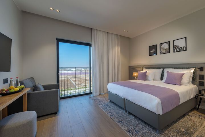 Room 5 of 46