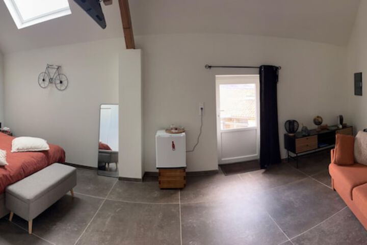 Room 21 of 57