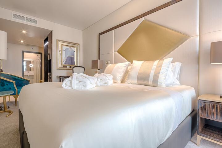 Room 21 of 59