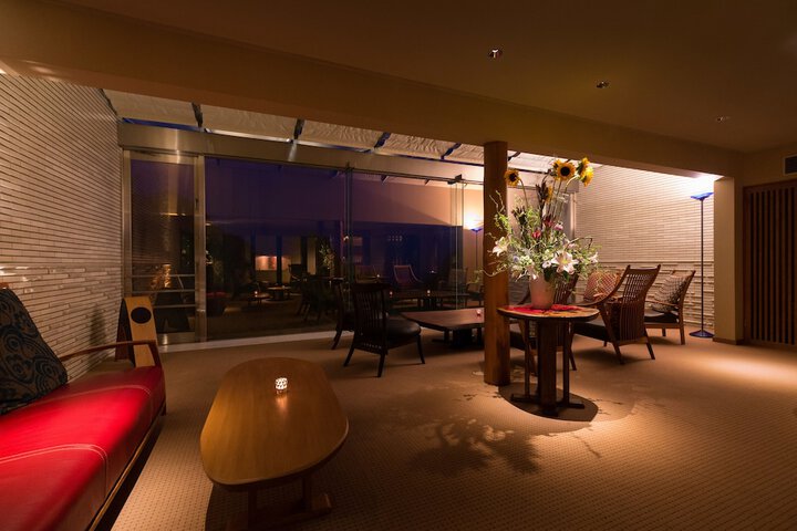Lobby Entry