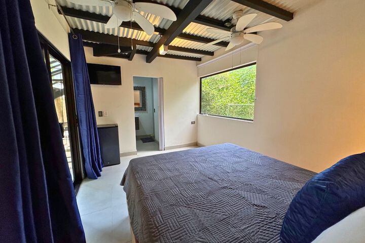 Room 74 of 193