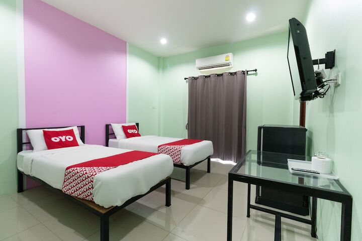 Room 15 of 27
