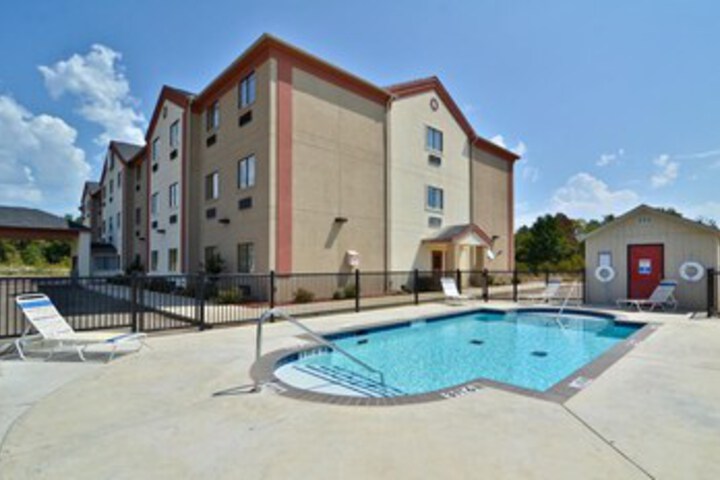 Pool 46 of 78