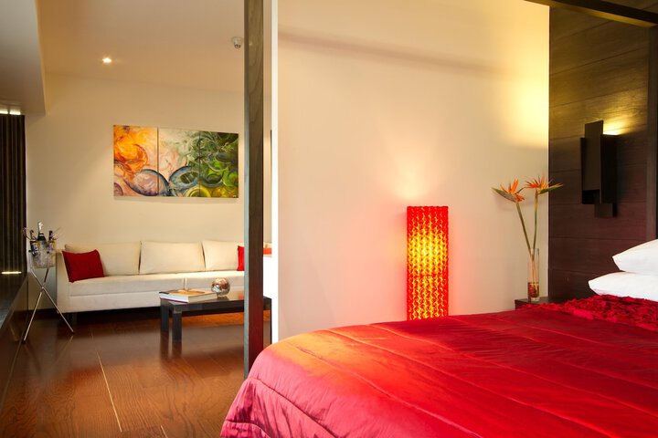 Room 4 of 55