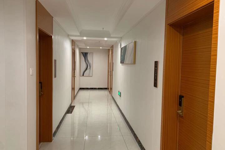 Hotel Interior 5 of 12