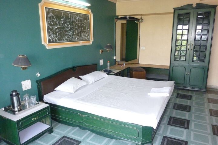 Room 14 of 45