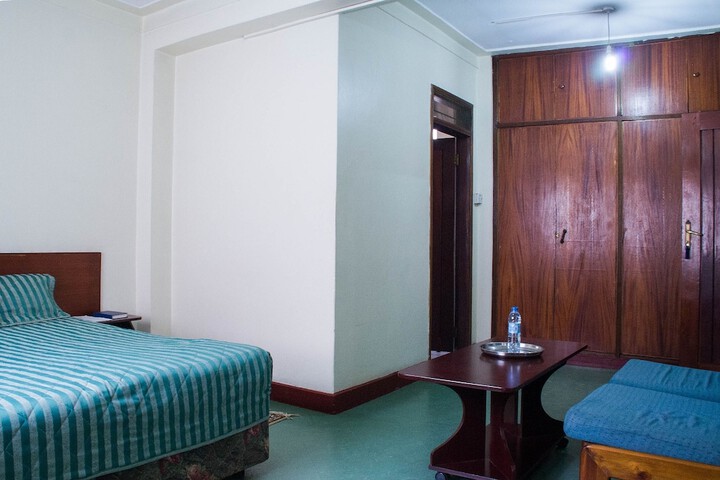 Room 18 of 35