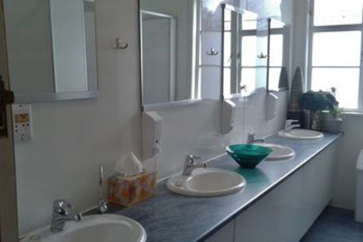 Room 10 of 73