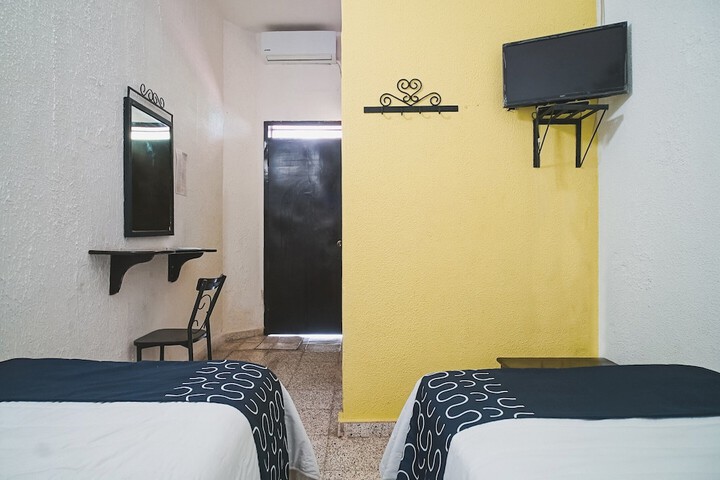 Room 25 of 51
