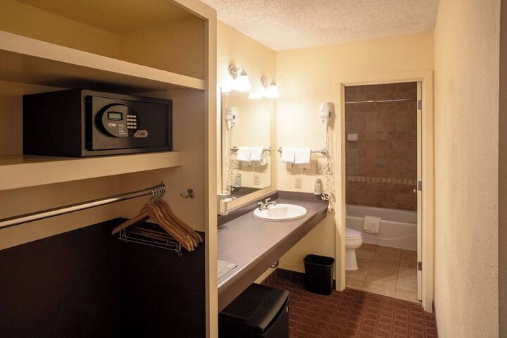 Bathroom Interior Photo