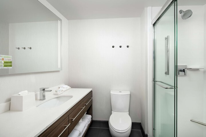 Bathroom shower
