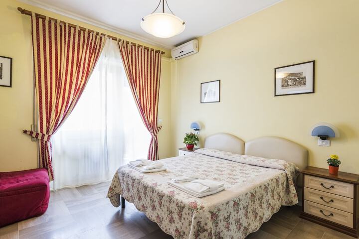 Ai Musei Vaticani Best Bed in Rome