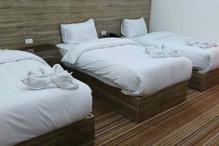 Room 6 of 29