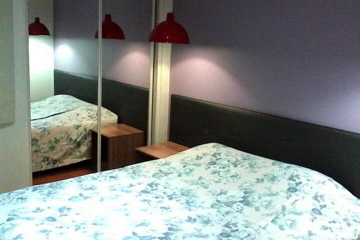 Room 10 of 39