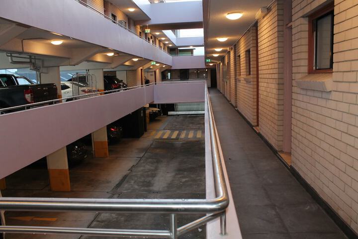 Room 5 of 52