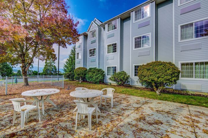 Terrace/Patio 25 of 26