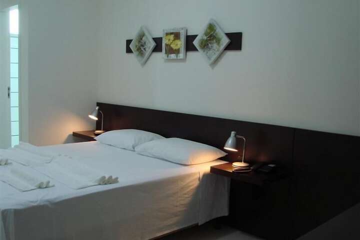 Room 6 of 20