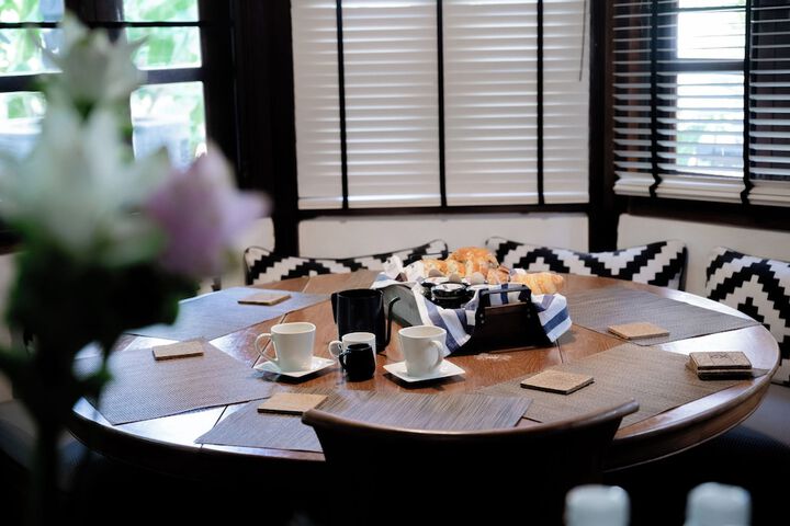 Breakfast/Coffee Service 22 of 28