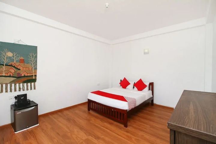 Room 2 of 14
