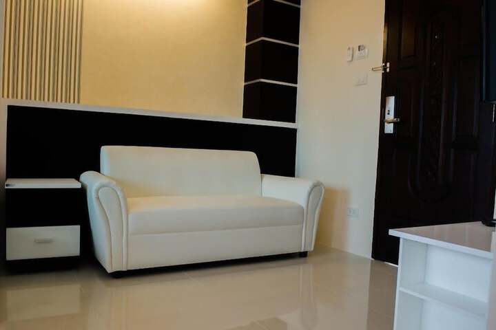 Room 34 of 46