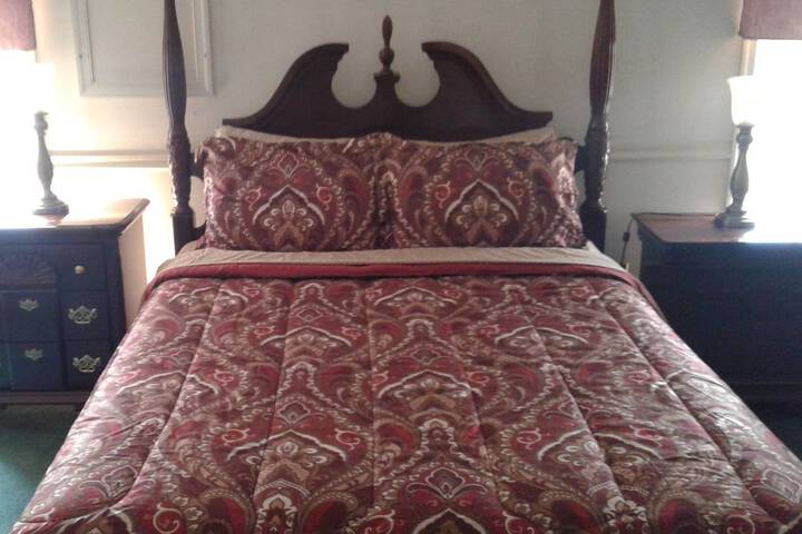 Room 21 of 42